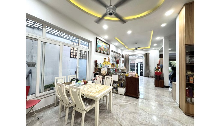 Bán Nhà 3 Tầng Đẹp Lung Linh Hẻm Xe Hơi 117m2_9x15m Kha Vạn Cân Linh Đông Thủ Đức Chỉ 13 tỷ.